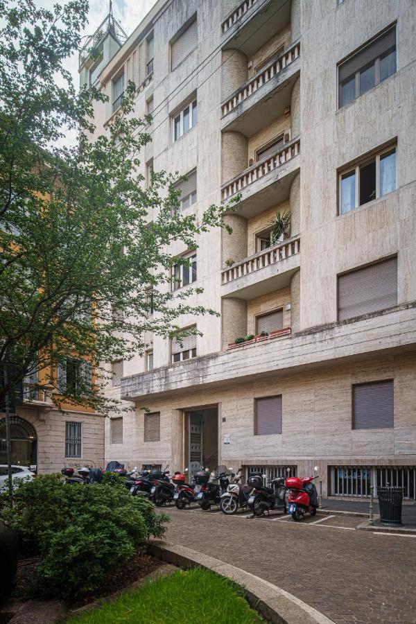 Апартаменты Accomodo Mib31 Bivano Centro Storico Милан Экстерьер фото